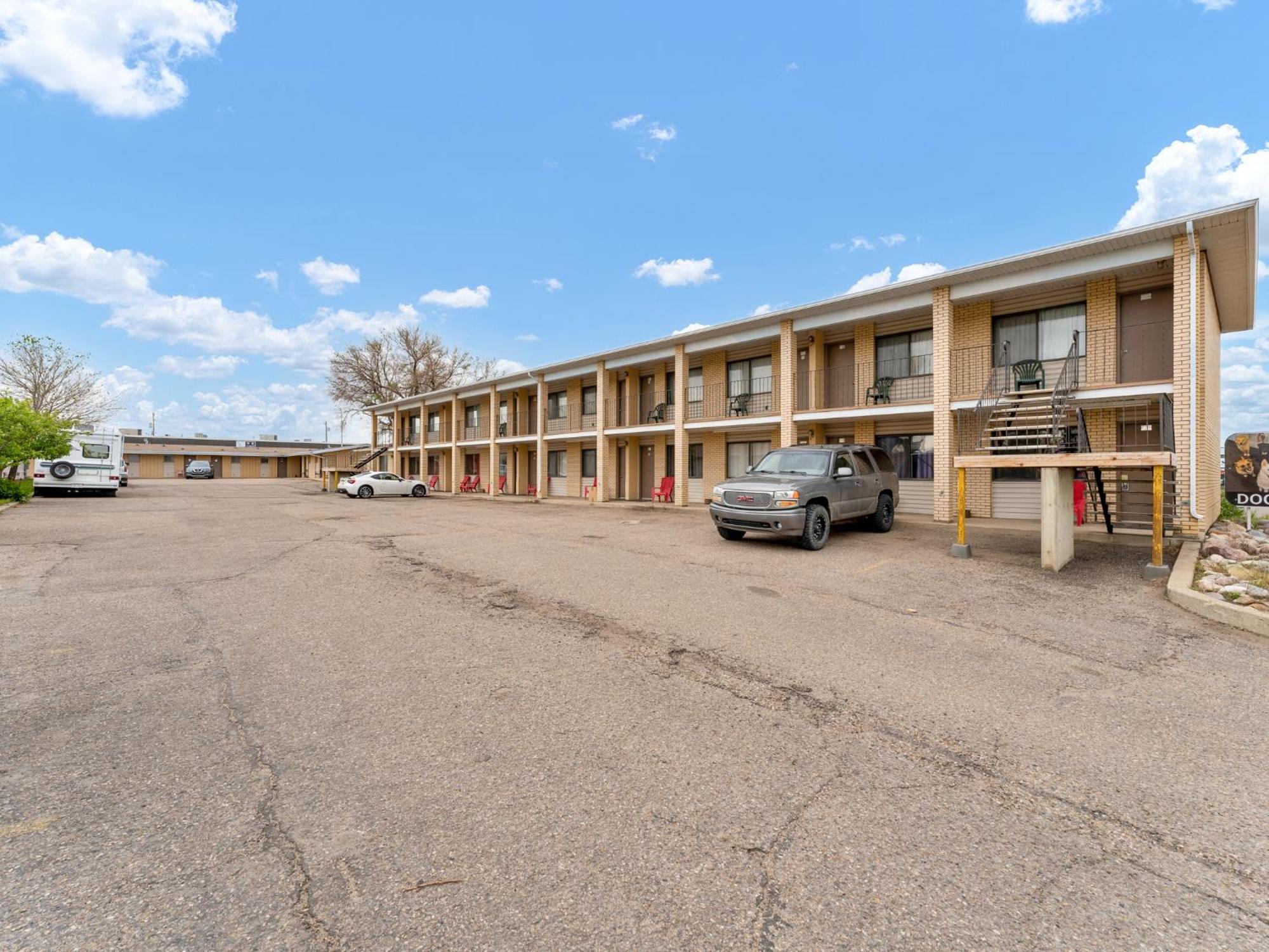 Ranchmen Motel Medicine Hat Buitenkant foto