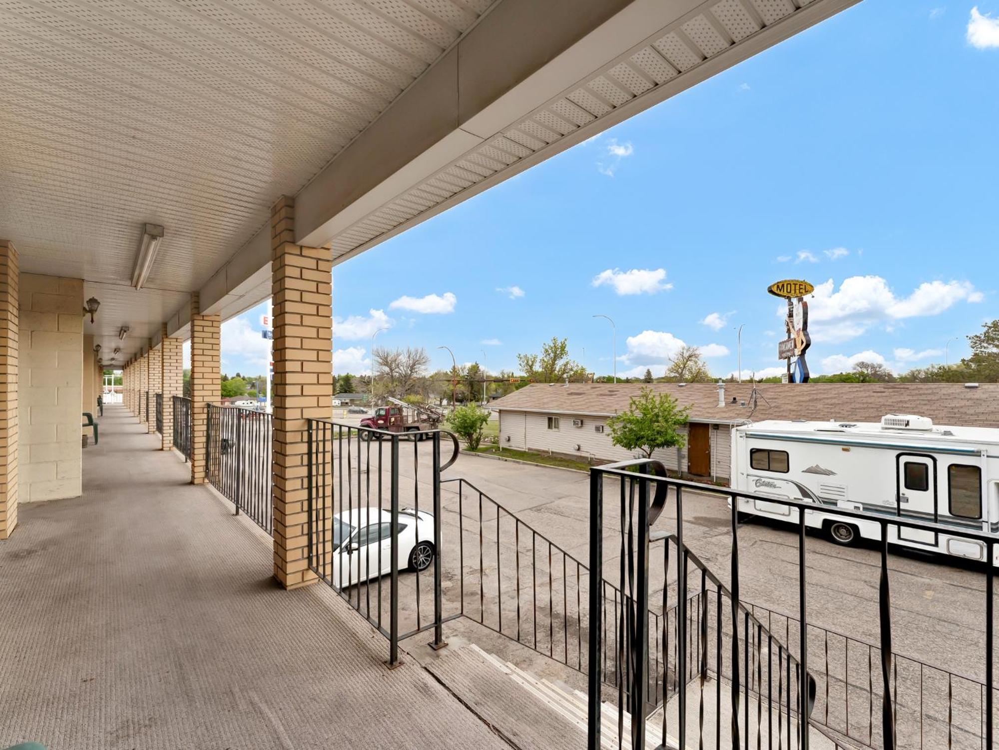 Ranchmen Motel Medicine Hat Buitenkant foto
