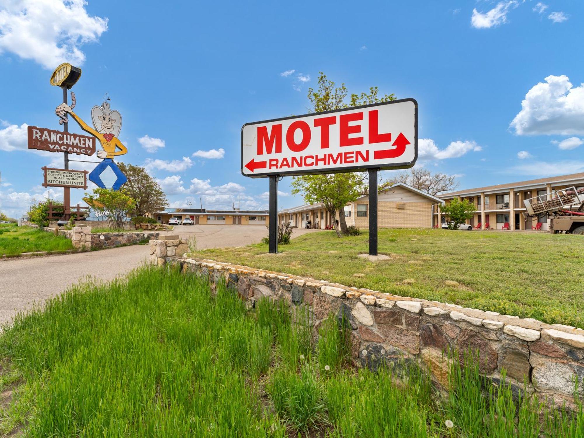 Ranchmen Motel Medicine Hat Buitenkant foto